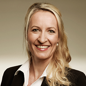 Dr. Nadine Bienefeld