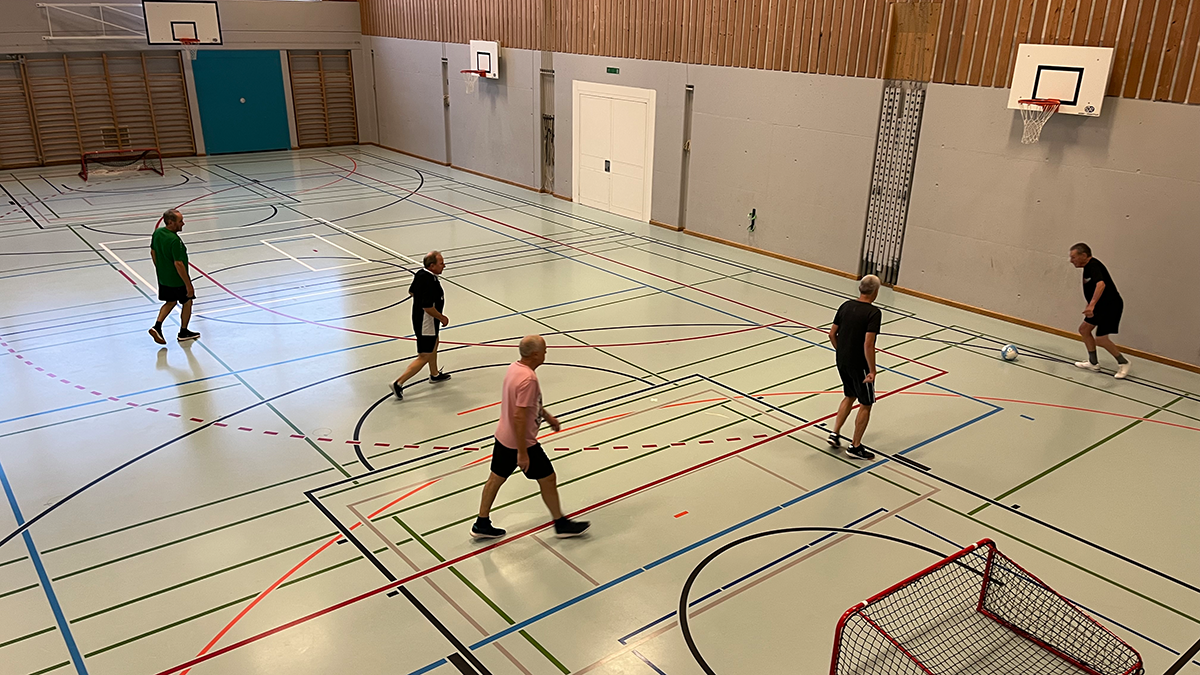 Walking-Footballer von Wünnewil (FR) in Aktion